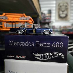 2025 HW RLC Mercedes-Benz Diecast