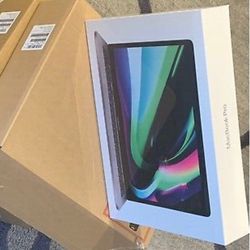 Apple MacBook Pro New 13 inch Touch Bar Space gray 2021 With M1 Chip I Can Deliver 