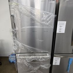 Brand new Kitchen Aid stainless steel bottom freezer refrigerator 33 inches 