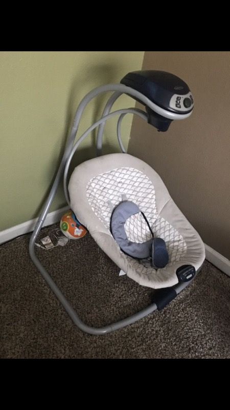 $60 baby swing basically brand new!