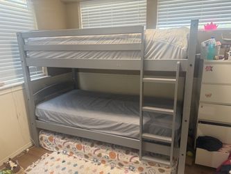 Twin Bunk Bed