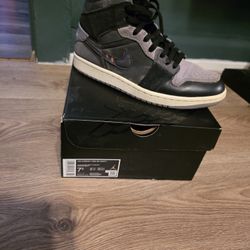 Air Jordan 1 Mid SE Craft. 7.5 Men 
