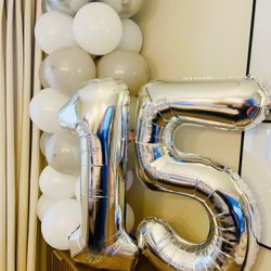 15 Number Balloons 