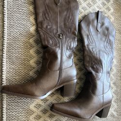 Size 10