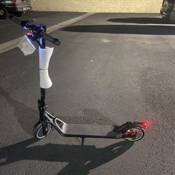 Electric Scooter 5th Wheel