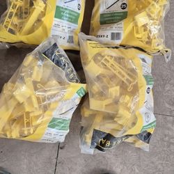 Electric Fence Insulator Mounts