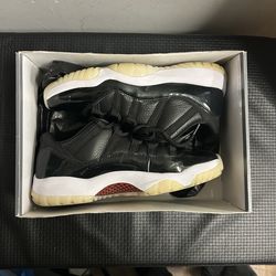 Jordan 11 72 size 13, comes with box