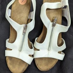 Loved Wedges Size 7, Extra Comfort 