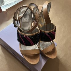 Women Heels Pelle Moda $25 Originally $145
