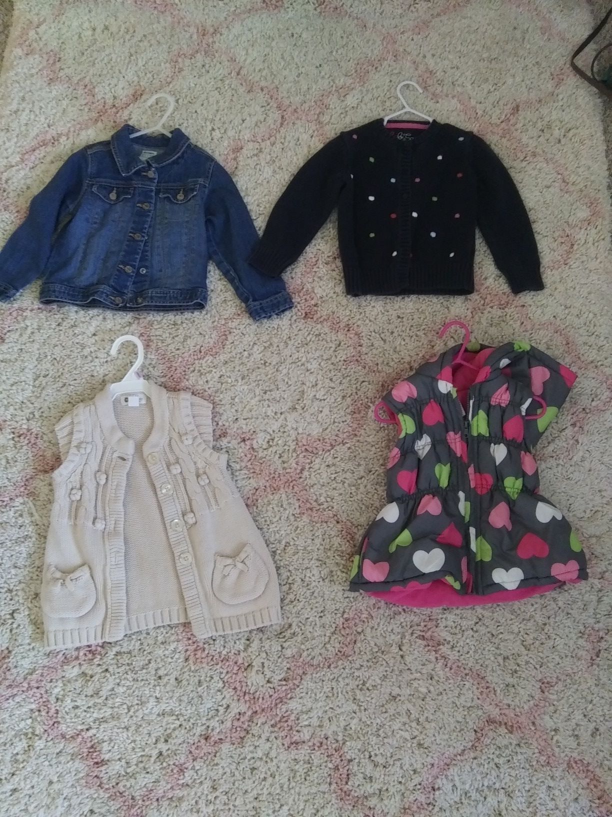 Girls 3-4t sweaters and vests