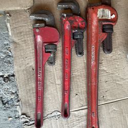3 Wrenches 