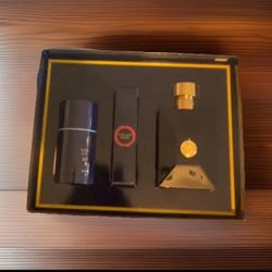 Versace Dylan Blue Gift Set (Brand New / Like New) (Men)