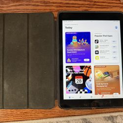 iPad Air 2 64GB Good Condition with Apple Cover