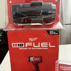 Milwaukee M18 Fuel Gun, Charger, Battery, Protective Boot For Gun, Penlight 