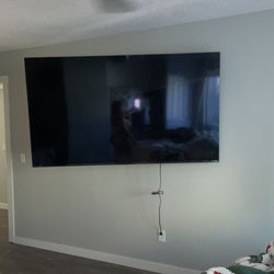 LG TV 72 Inch