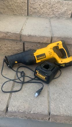 Dewalt sawsaw