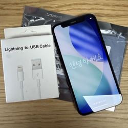 iPhone 12 Mini - Unlocked - 128GB - Almost New - 1 Year Warranty‼️ $180