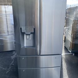 LG Refrigerator 36 Inc