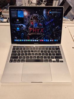 13" MacBook Pro M1 Touch Bar, 8GB RAM, 500GB SSD + New Battery C02FW1CAQ05H $440
