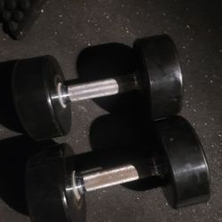 27.5lbs dumbells Weights