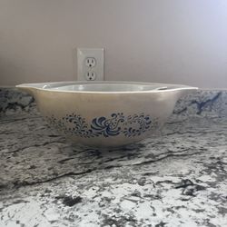 Antique Cinderella Bowl Pyrex 