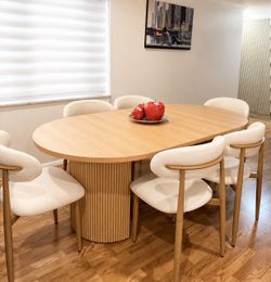 Modern dining table + 6 chairs