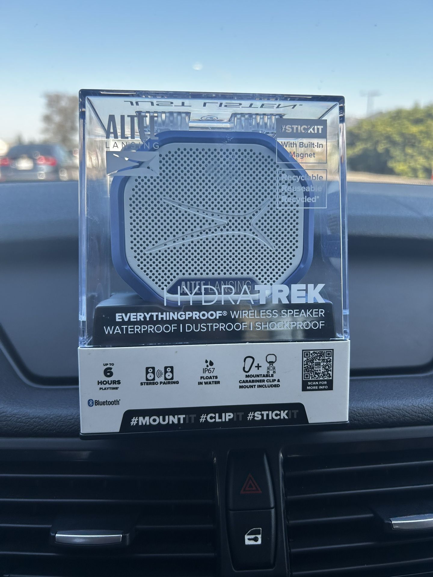 Altec Lansing - Bluetooth HydraTrek 2.0 EverythingProof Portable Speaker