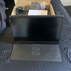 Portable Monitor 15.6” 120hz 1080p HDR