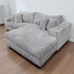 LIGHT GREY SECTIONAL COUCH SOFA 