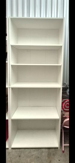 Estantes para Perfumes y libros etc...
