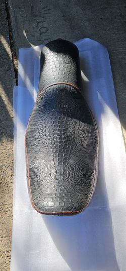 Alagator Seat For 97-06 Harley Rk