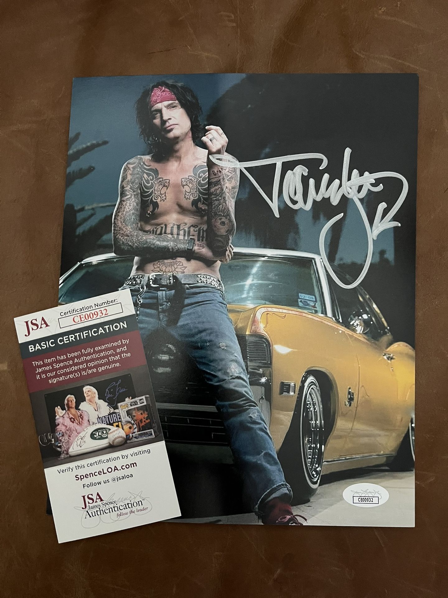 Tommy Lee Signed 8x10 W/ Cadi JSA Certed