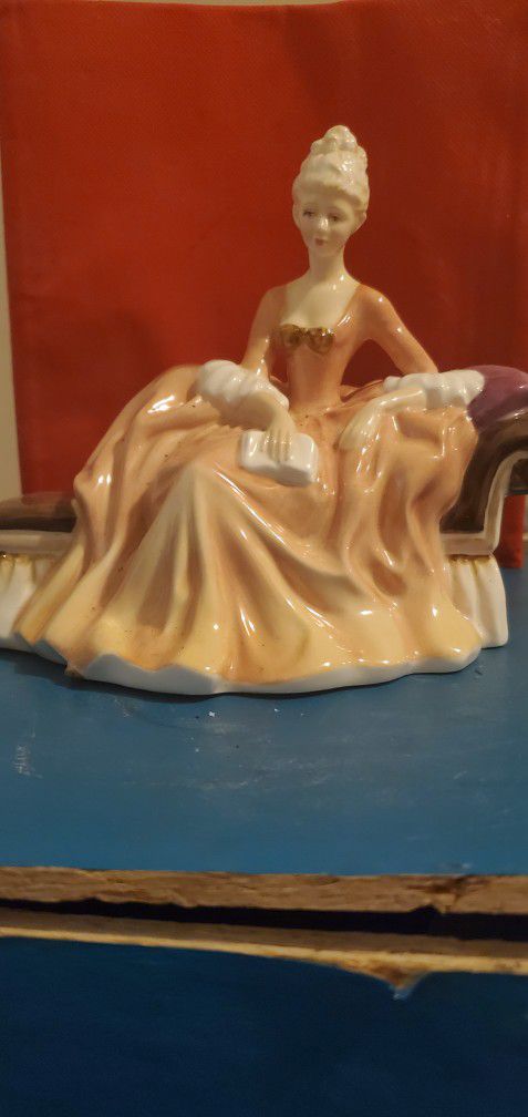 Royal Doulton Figurine Set