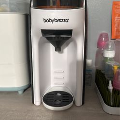 Baby Brezza 
