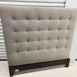 (FREE DELIVERY) NEW West Elm Full Size Silver Diamond Tufted Headboard
