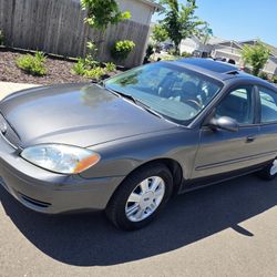 2005 Ford Taurus