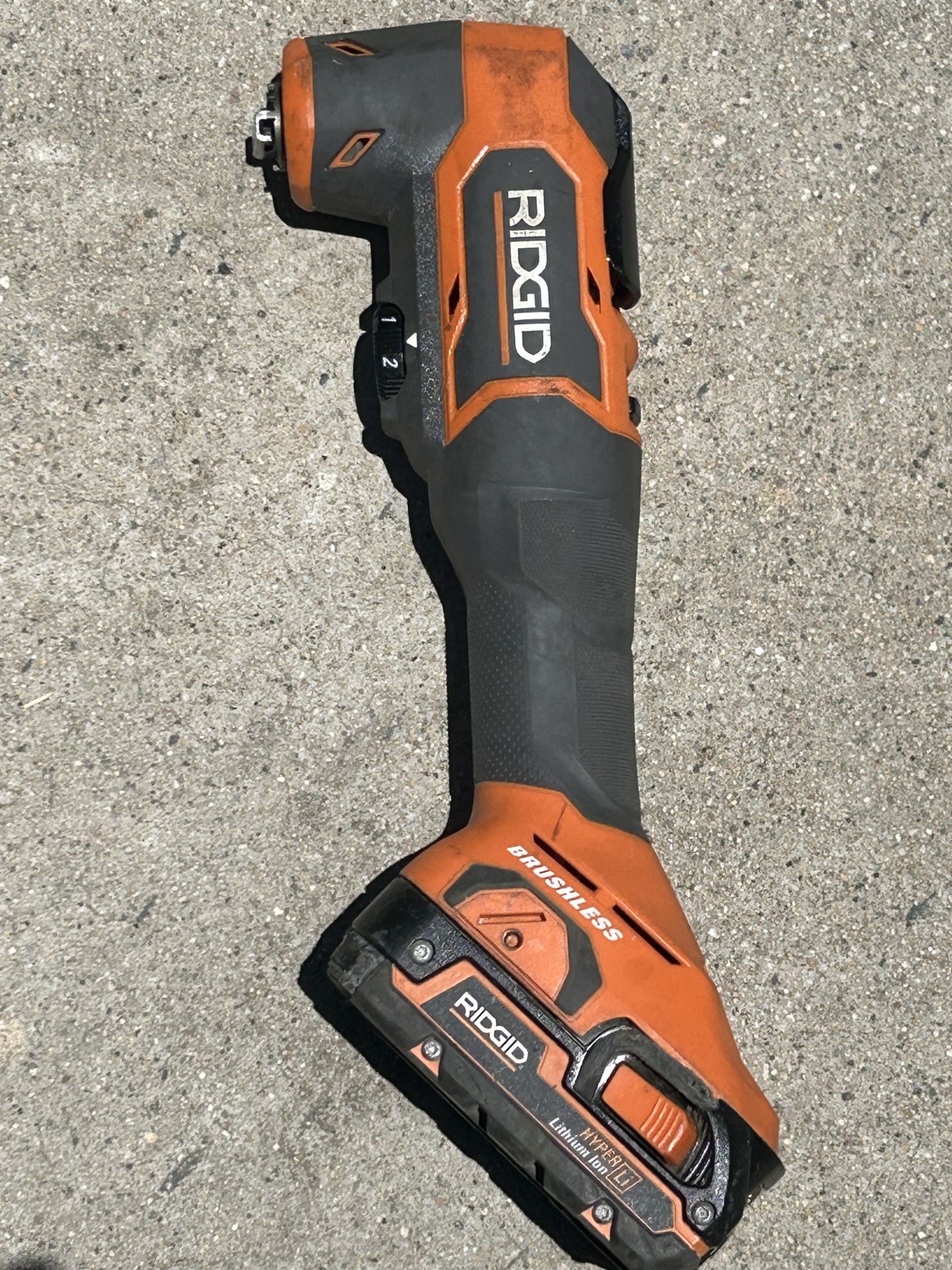 RIDGID R862105B 18V Oscillating Multi-Tool