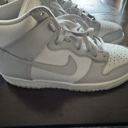 youth 6.5 Nike Dunks 
