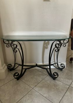 Living room tables (Four tables)