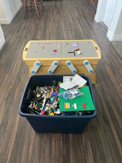 Lego lot and table