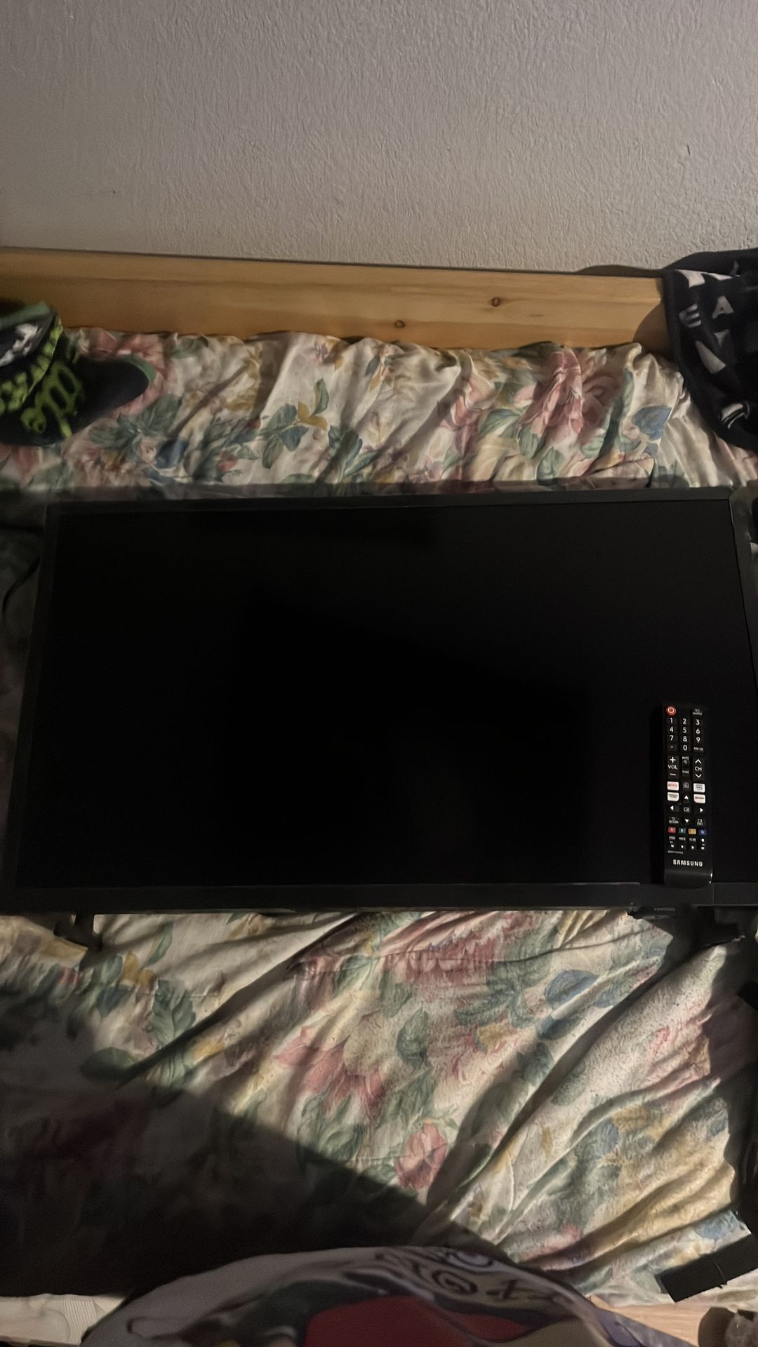 30 inch Samsung tv for sale