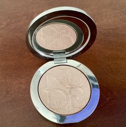 DIOR, Diorskin Nude Air Luminizer, Shimmering Sculpting Powder, 001