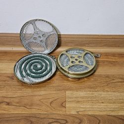 Citronella Mosquito Repellent Coil Holders – Set