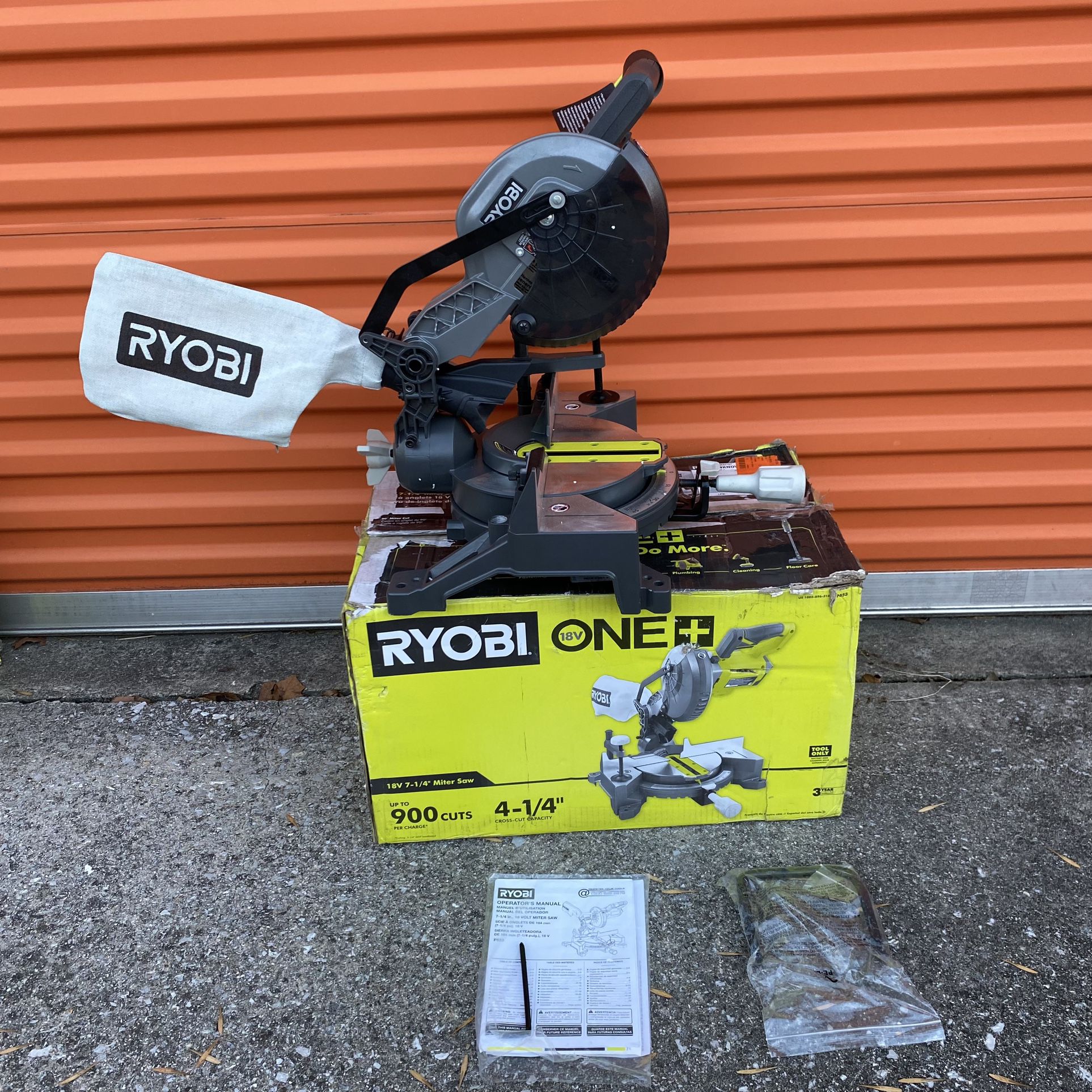 RYOBI ONE+ 18V Cordless 7-1/4 in. Compound Miter Saw (Tool Only) - NEW