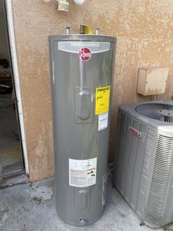 Rheem Electric Hot Water Heater 40 Gallon for Sale in Riviera Beach, FL -  OfferUp