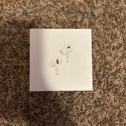 Apple AirPods Pro (2nd generation) with MagSafe Charging Case (USB-C)