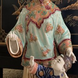 Chinese Porcelain Figurine