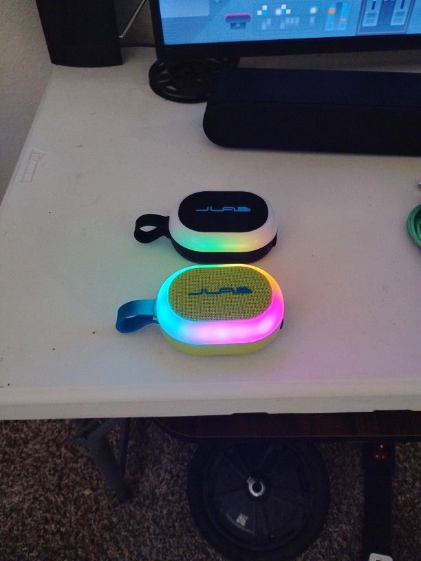 Jlab Go Bluetooth Speaker