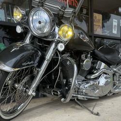 06 Deluxe Softtail Harley Davidson Trade Cash