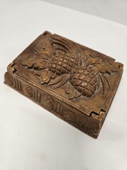 Hand-Carved Wooden Pinecone Trinket Box – Rustic Folk Art Keepsake
